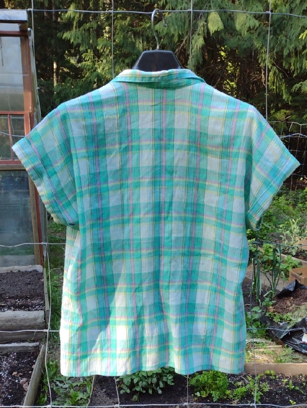 Vintage Mint Green Plaid Short-Sleeve Button-Up Shirt - Picture 2 of 6